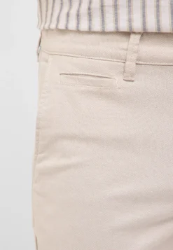 Hose Style Brad Chino
