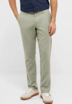 Hose Style Brad Chino
