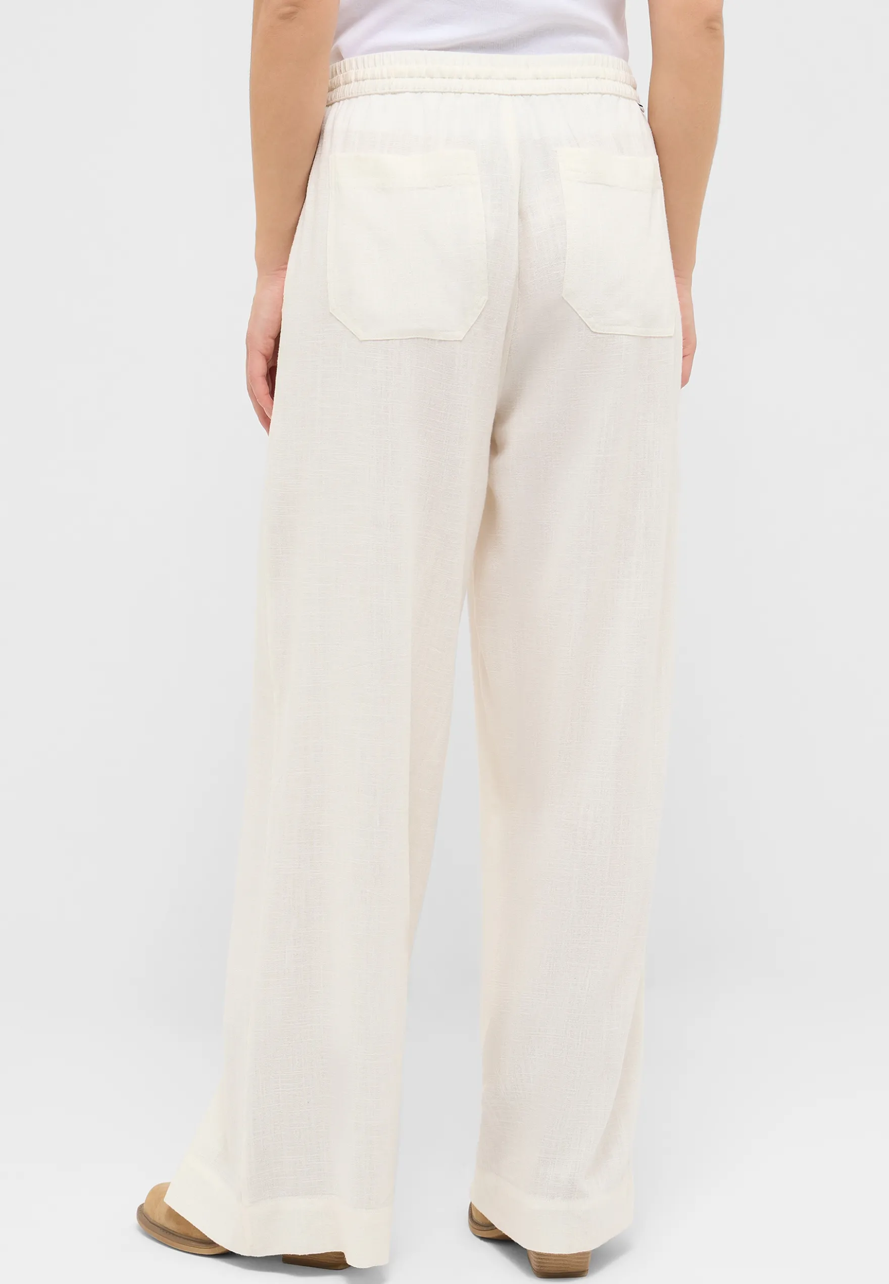 Hose Style Lacey