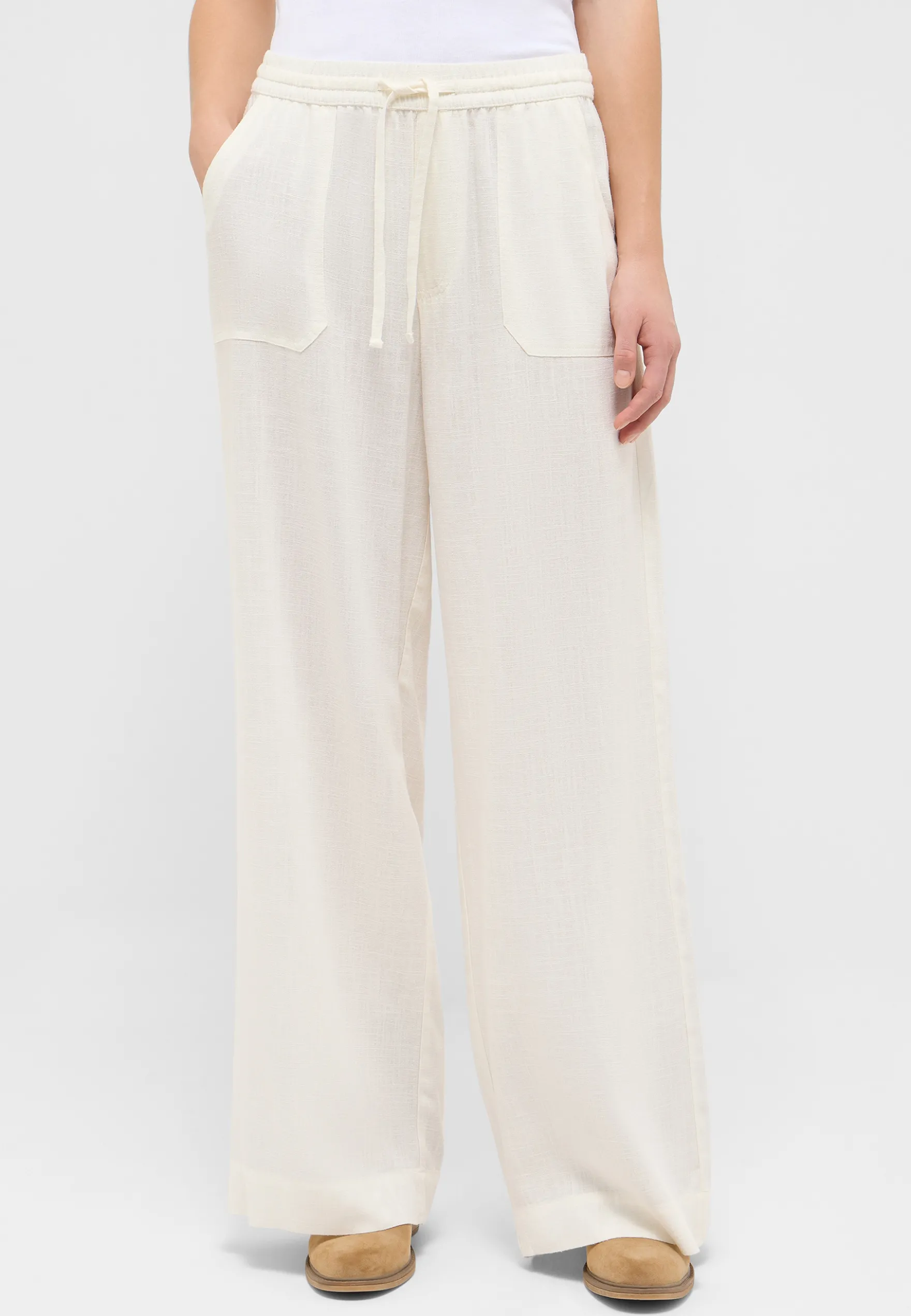 Hose Style Lacey