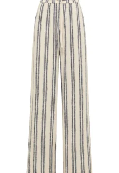 Hose Style Lacey