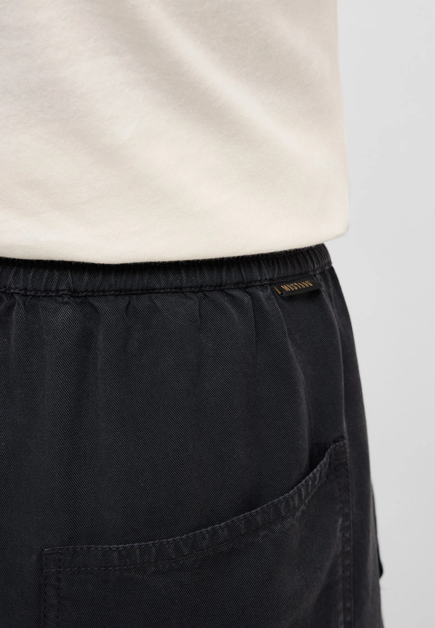 Hose Style Mirabelle