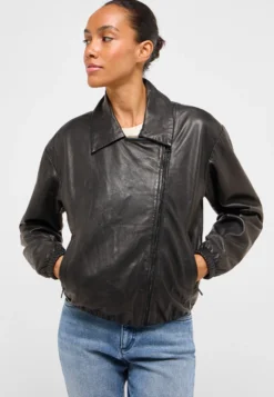 Jacke ASYM. JACKET