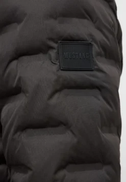 Jacke Style Westchase