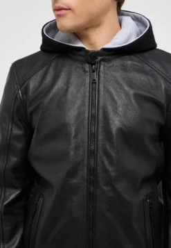 Jacke Style Zip Jacket