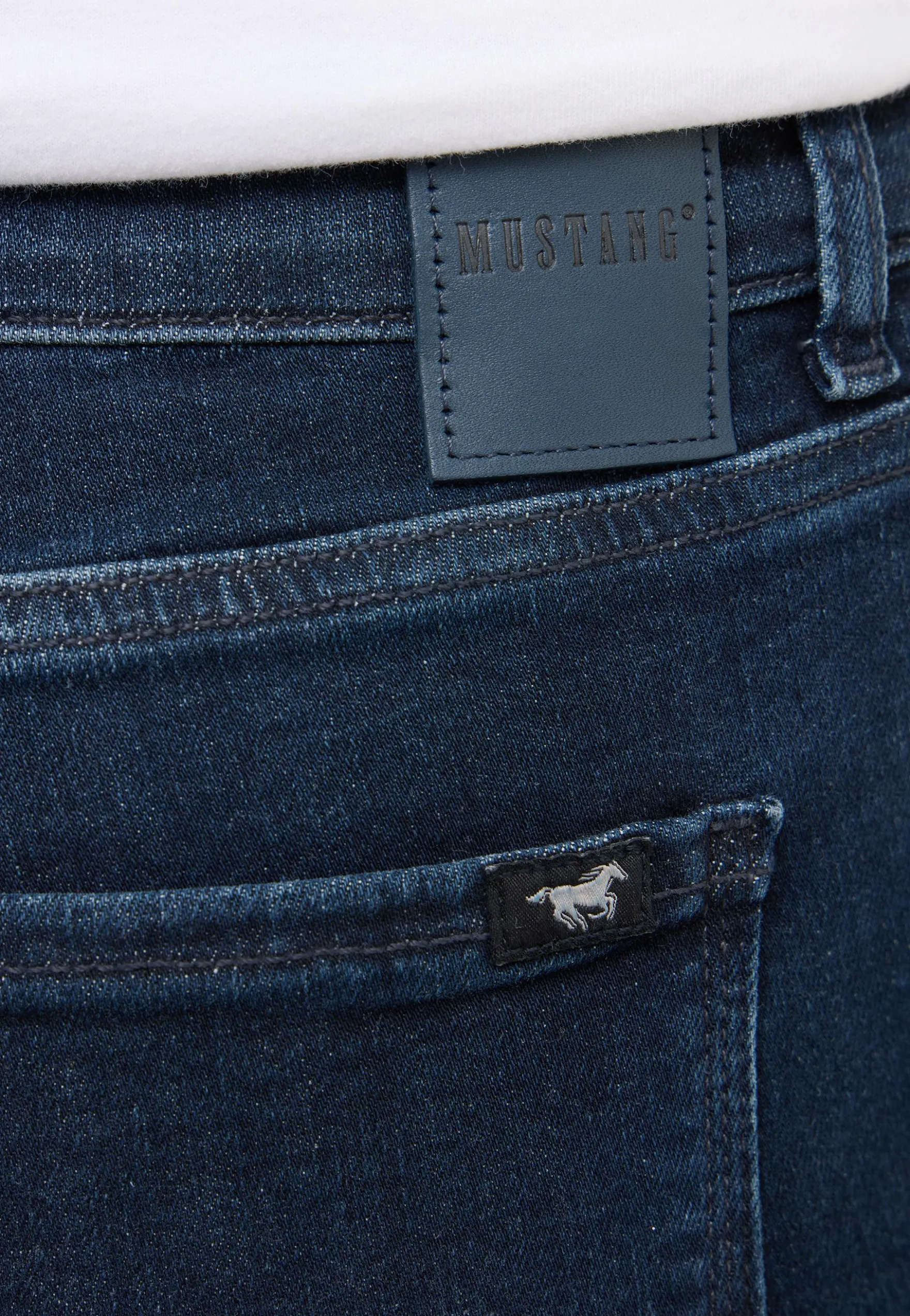 Jeanshose Style Crosby Relaxed Straight