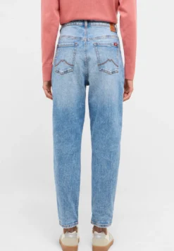 Jeans Style Charlotte Tapered
