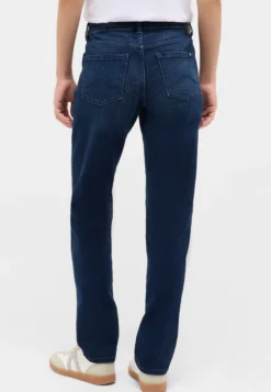 Jeans Style Crosby Relaxed Slim