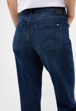 Jeans Style Crosby Relaxed Slim