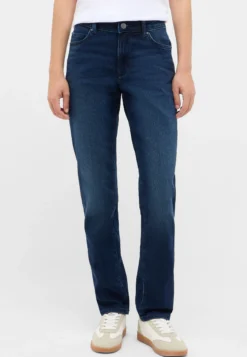 Jeans Style Crosby Relaxed Slim