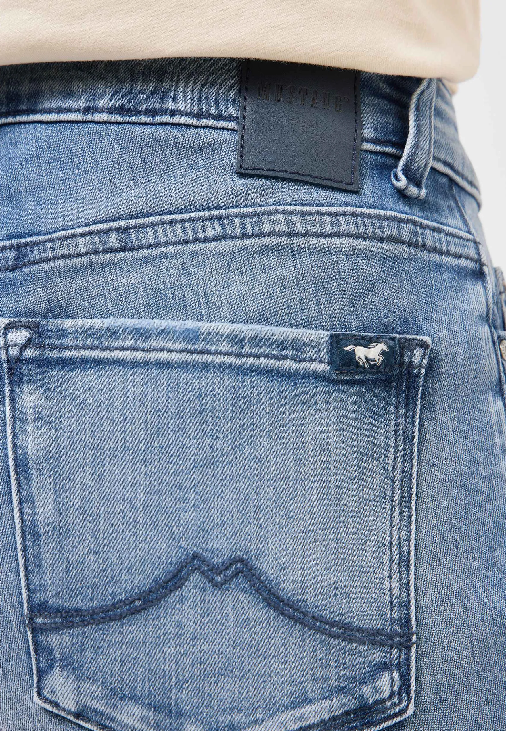 Jeans Style Crosby Relaxed Slim
