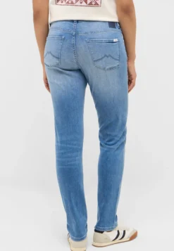 Jeans Style Crosby Relaxed Slim