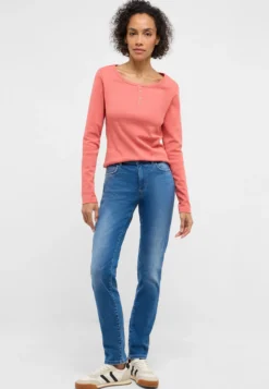 Jeans Style Crosby Relaxed Slim