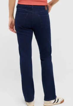 Jeans Style Crosby Relaxed Straight