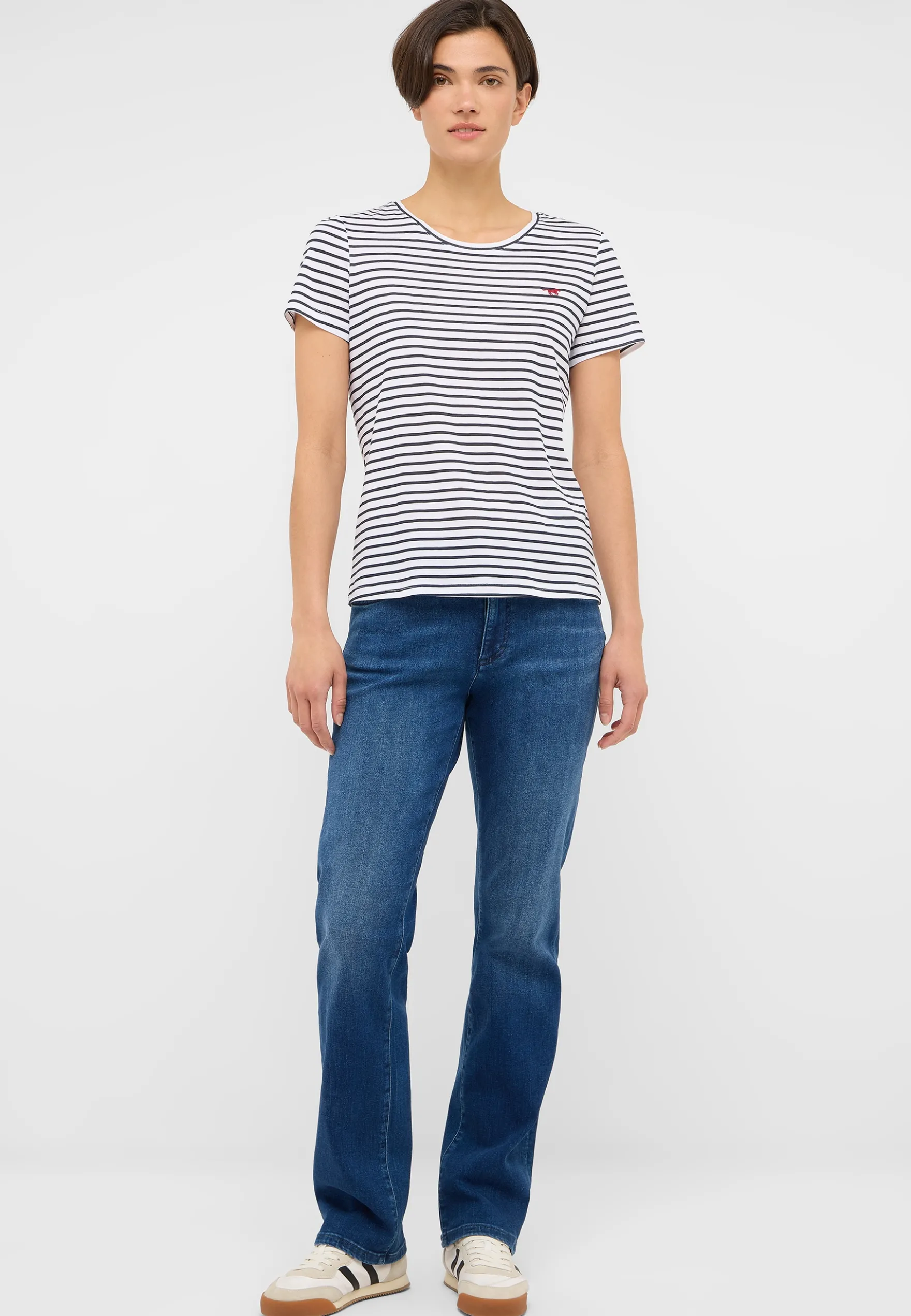 Jeans Style Crosby Relaxed Straight