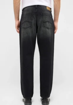 Jeans Style Jeff Relaxed Straight