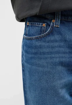 Jeans Style Jeff Relaxed Straight