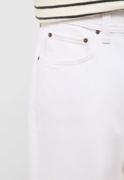 Jeans Style Jeff Relaxed Straight