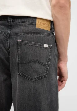 Jeans Style Jeff Relaxed Straight