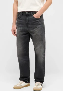 Jeans Style Jeff Relaxed Straight