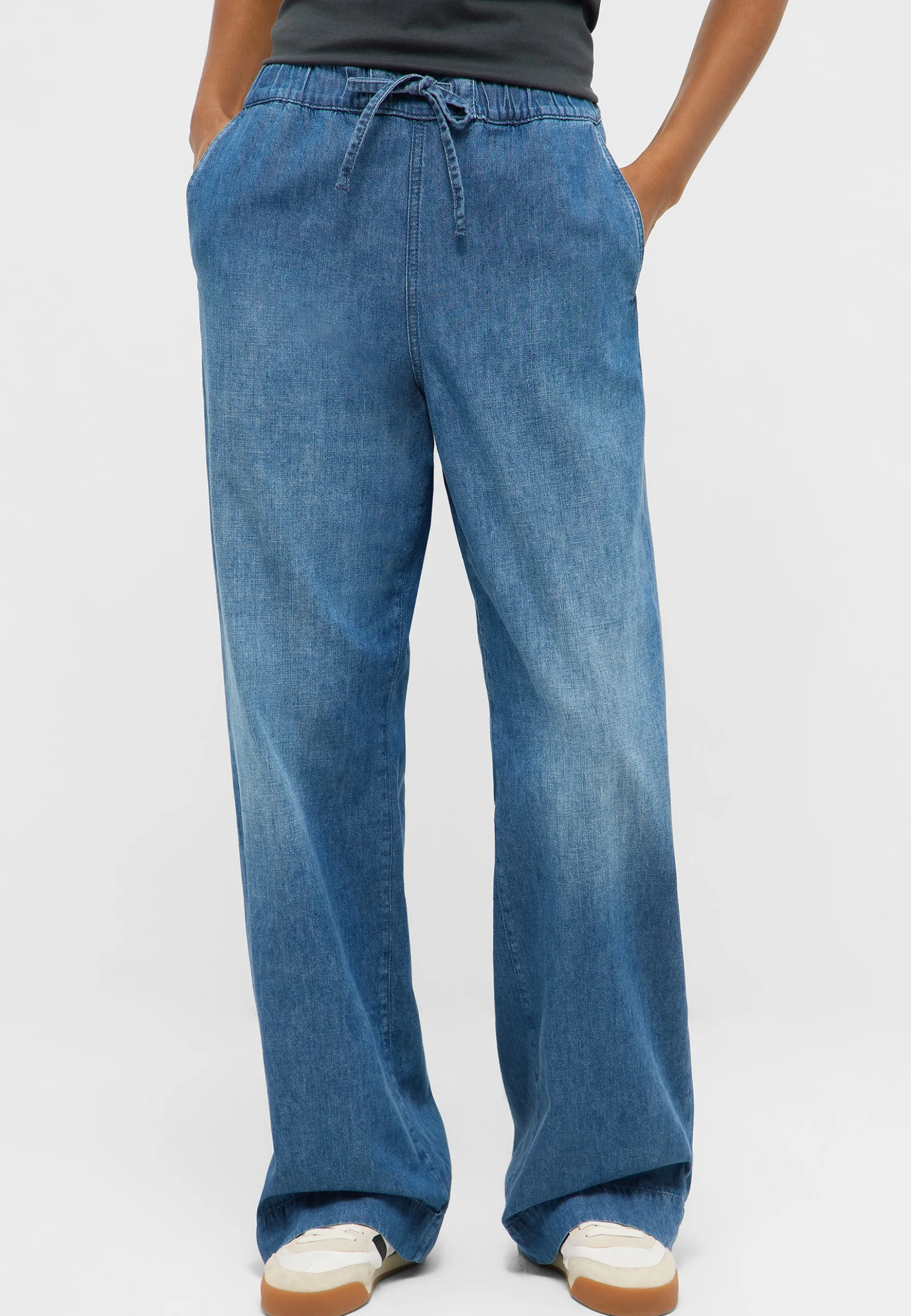 Jeans Style Madison Wide Drawstring ULW