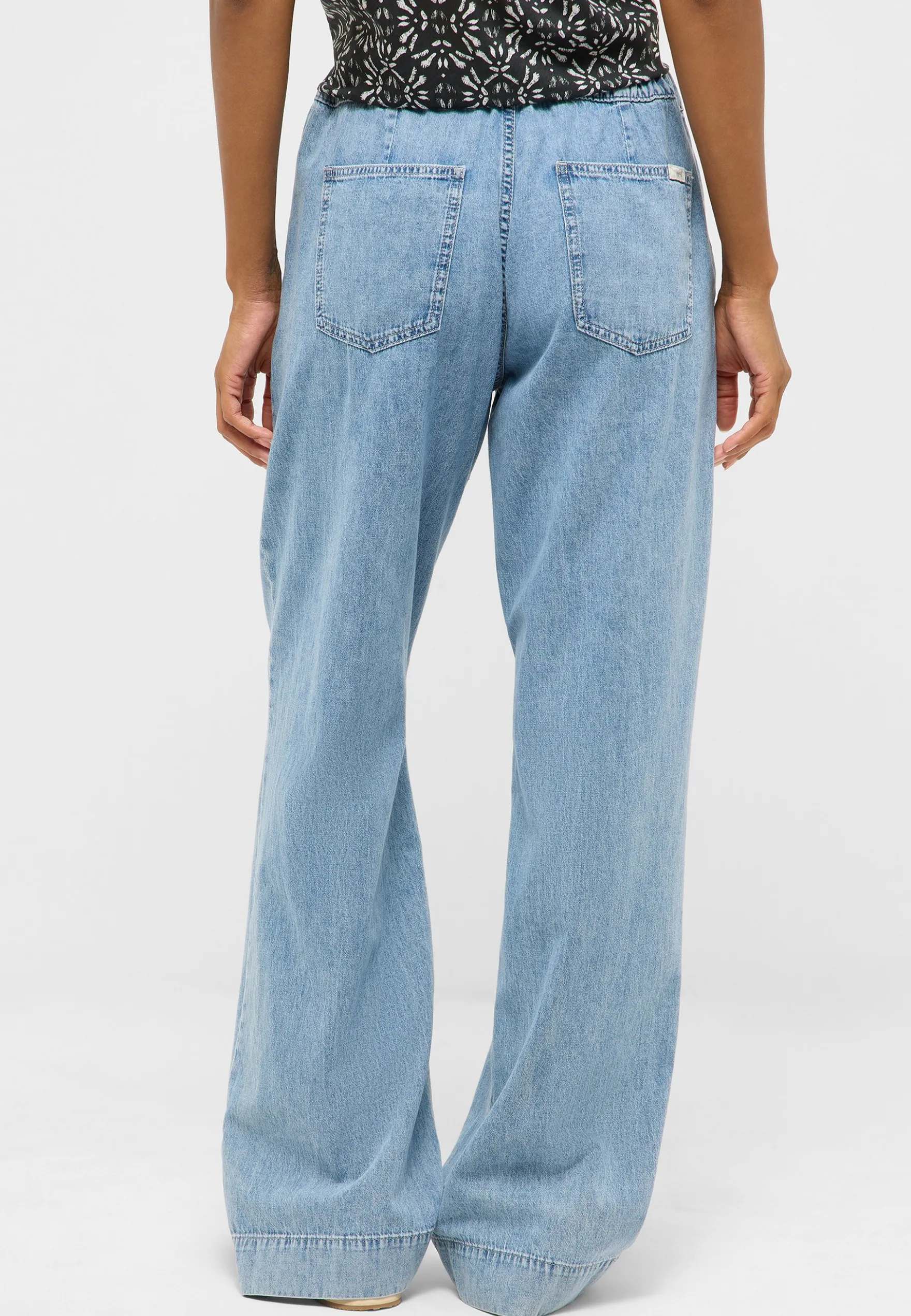 Jeans Style Madison Wide Drawstring ULW