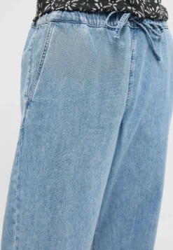Jeans Style Madison Wide Drawstring ULW