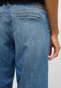 Jeans Style Medley Wide with Belt