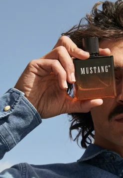 Parfum Mustang amber signature