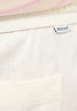 Short Style Hilo Shorts