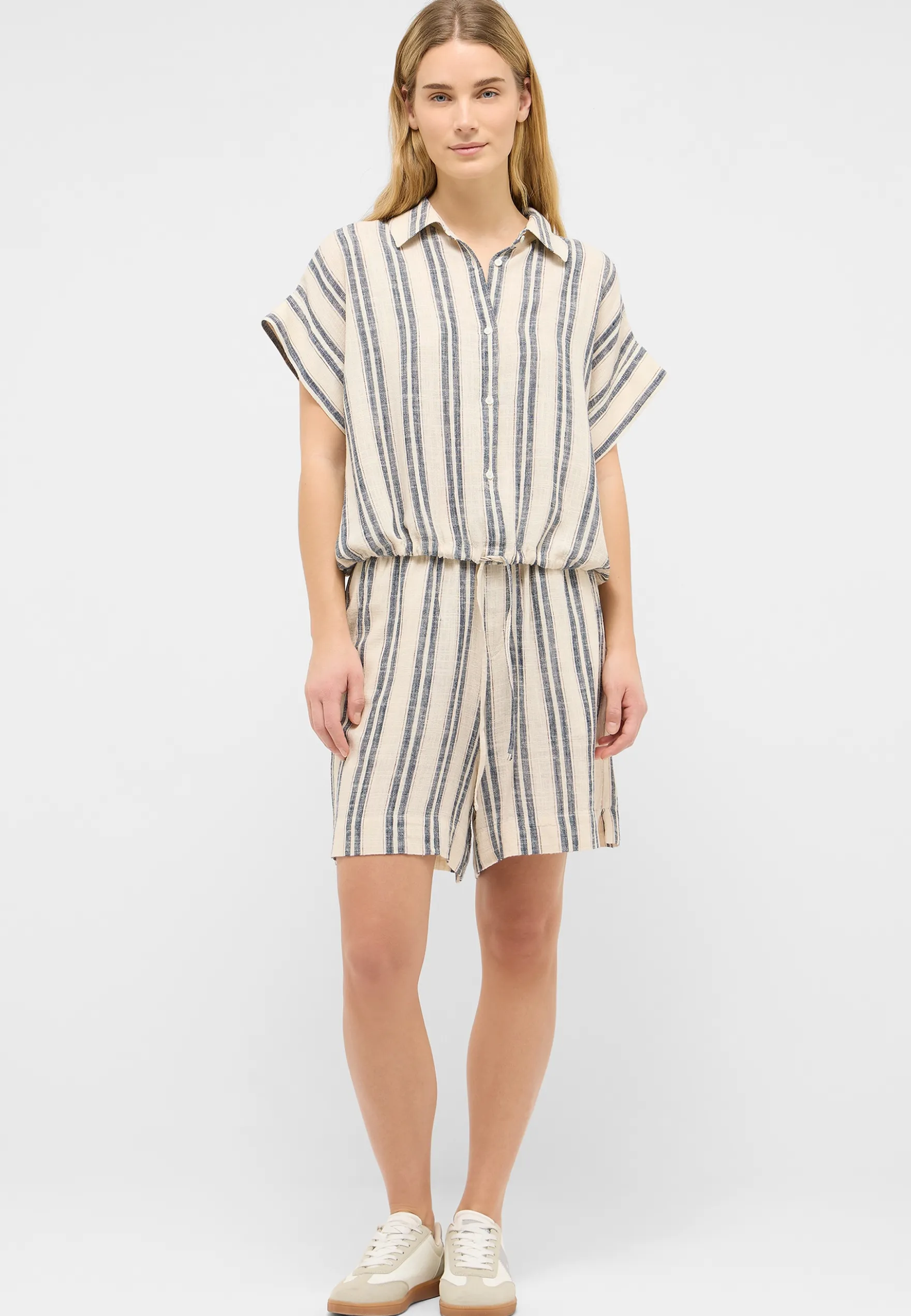 Short Style Hilo Shorts