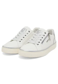 Sneaker Style Carmen