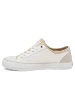 Sneaker Style Ulla