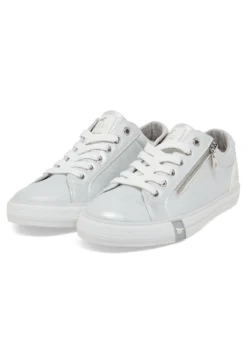 Sneaker Style Winona