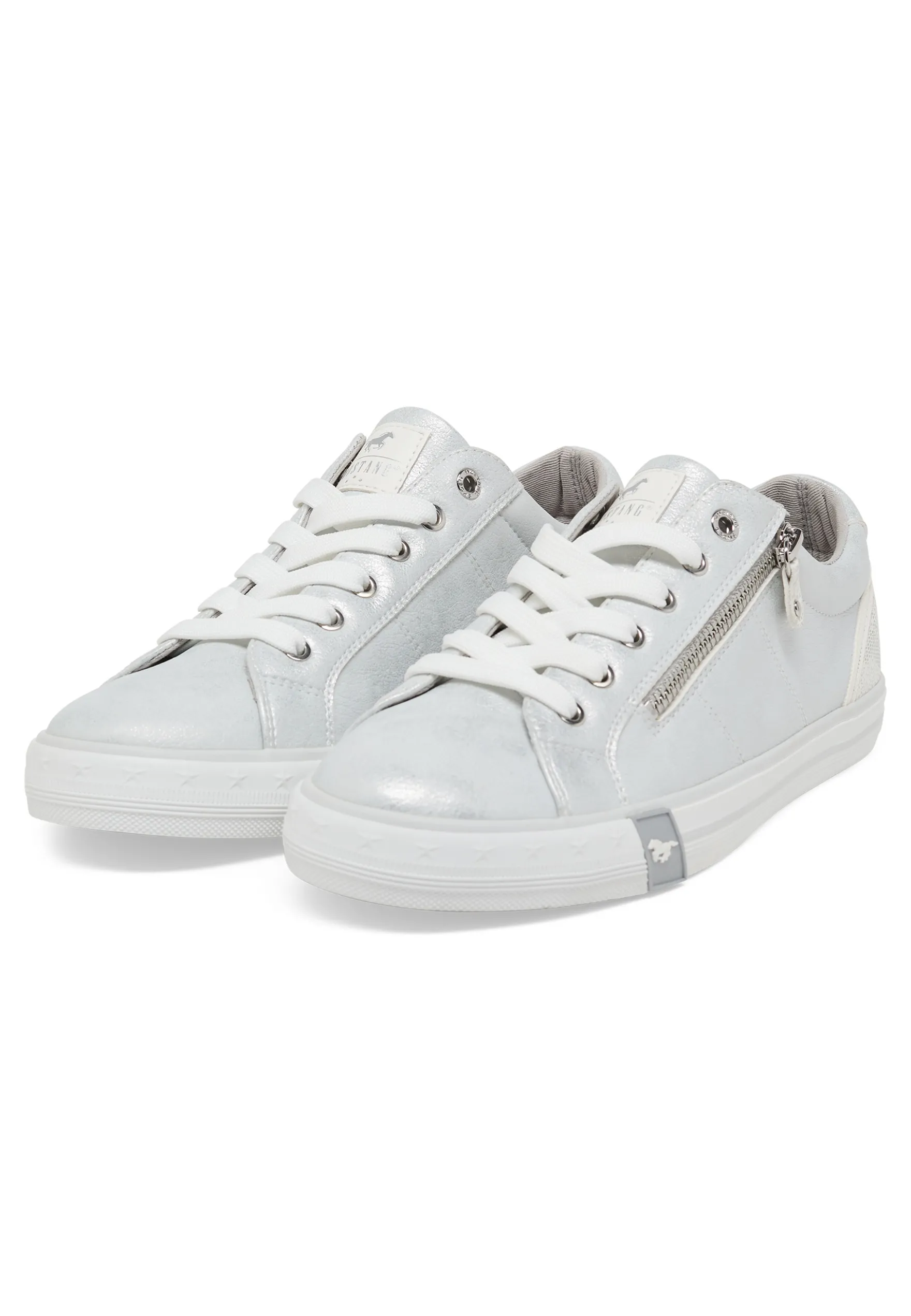 Sneaker Style Winona