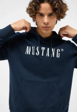 Sweatshirt Style Bronson