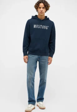 Sweatshirt Style Bronson