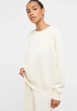 Sweatshirt Style Mala