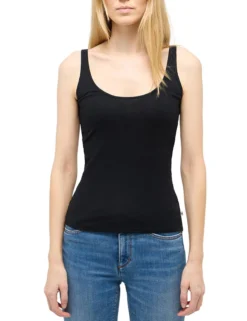 Top Style Lynn