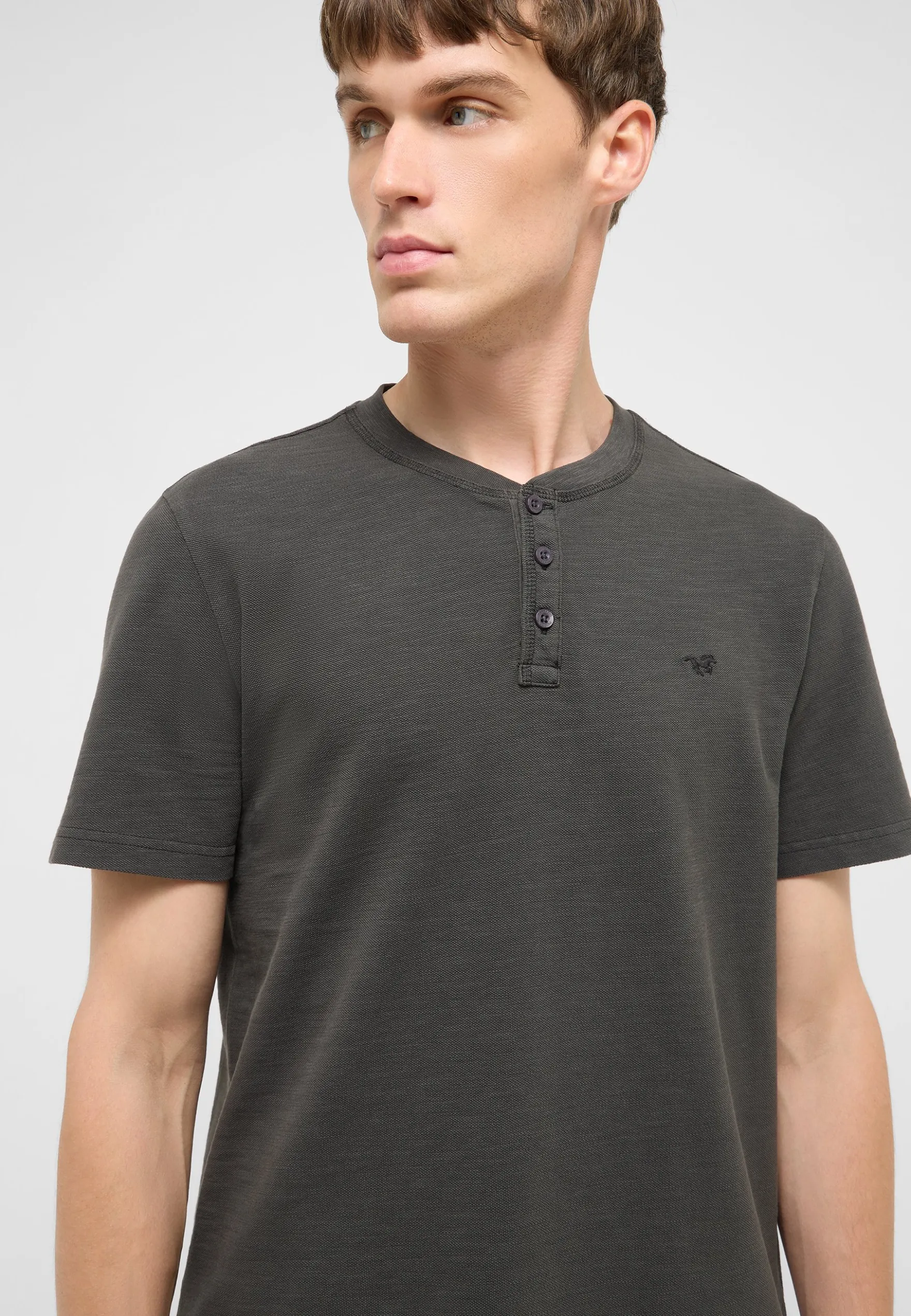 T-Shirt Style Acton