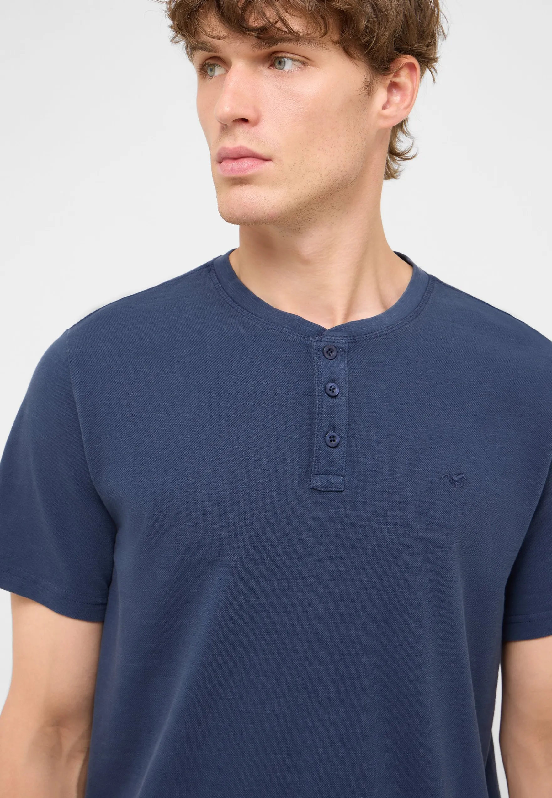 T-Shirt Style Acton