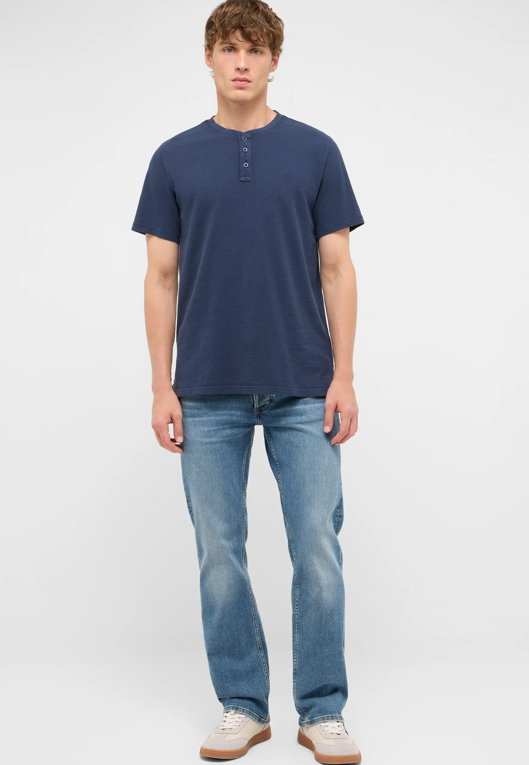 T-Shirt Style Acton