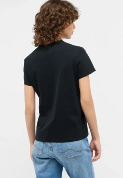 T-Shirt Style Ada