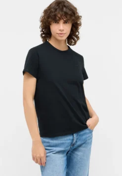 T-Shirt Style Ada