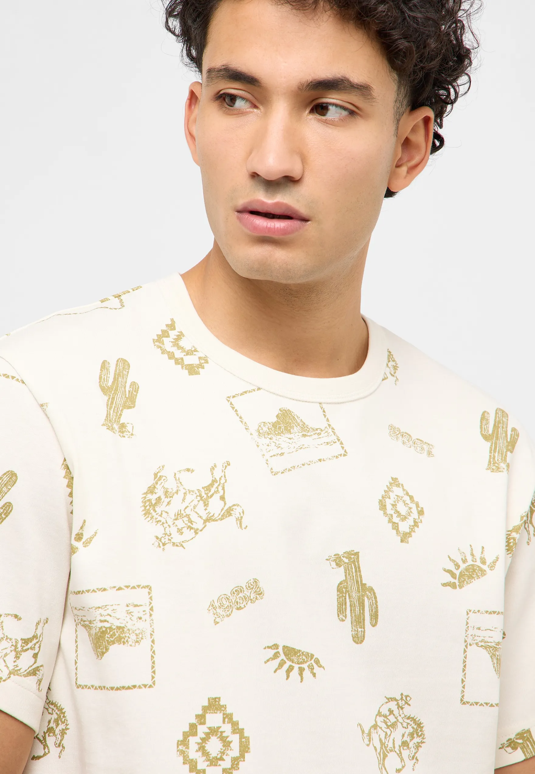 T-Shirt Style Akron