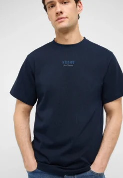 T-Shirt Style Akron