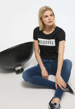 T-Shirt Style Alina