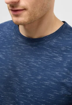 T-Shirt Style Allen