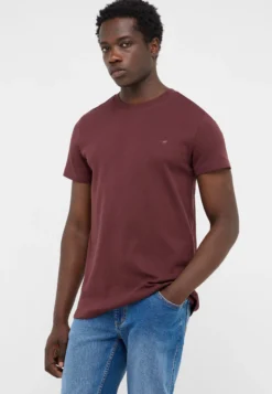 T-Shirt Style Allen