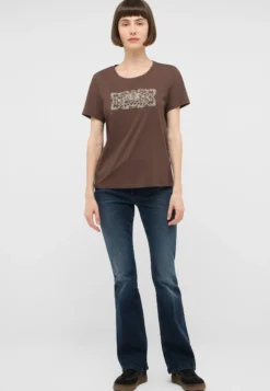 T-Shirt Style Alma